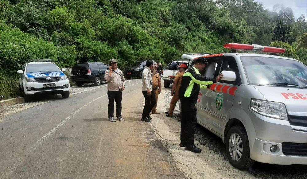 Longsor Luwu, 100 Personel Polisi Bantu Pengaturan Arus Lalu Lintas