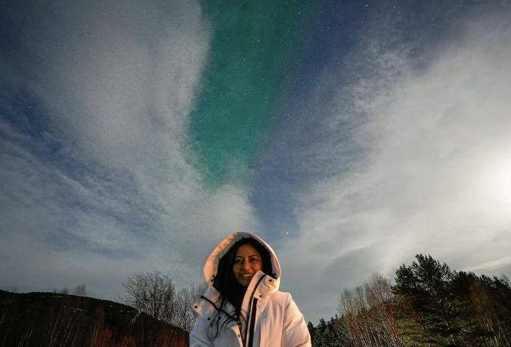 potret Rachel Vennya melihat aurora di Tromsø (instagram.com/rachelvennya)