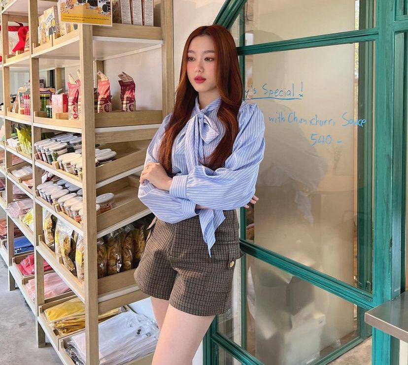 potret Aheye 4EVE (instagram.com/aheyekrn_)