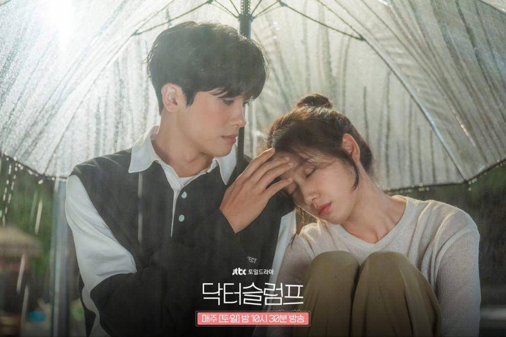 Park Hyung Sik dan Park Shin Hye di Doctor Slump (dok. JTBC/Doctor Slump)