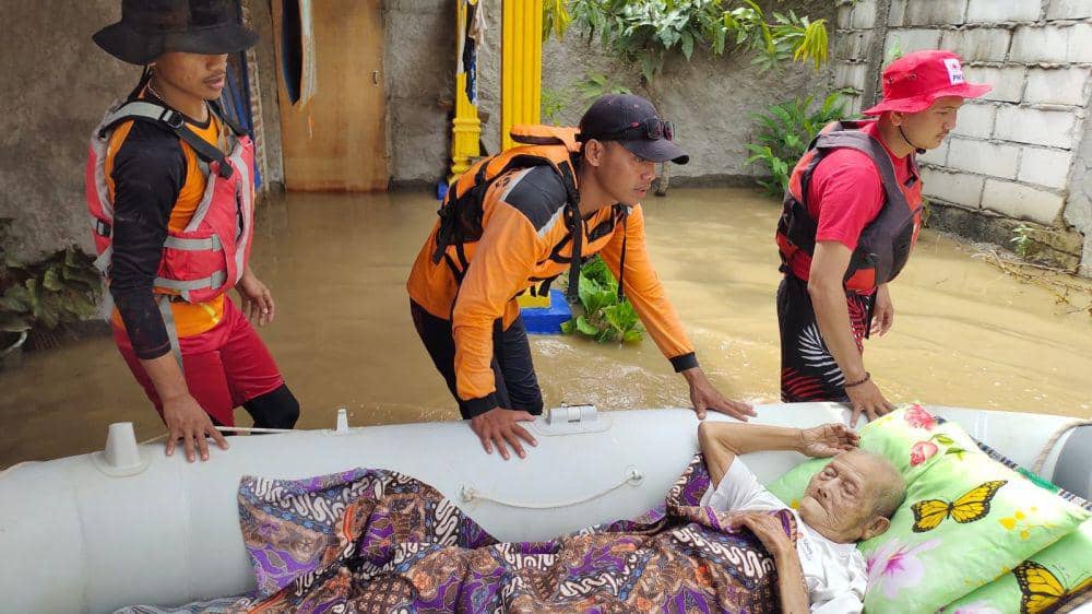 4 Kecamatan di Brebes Banjir Bandang, Basarnas Evakuasi 40 Warga