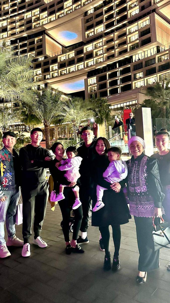 potret Nikita Willy dan keluarga di Dubai (instagram.com/yorafebrina)