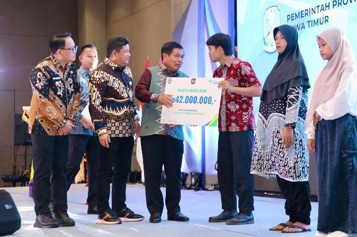 Pemprov Kucurkan Rp750 Juta untuk KPPS Jatim yang Gugur
