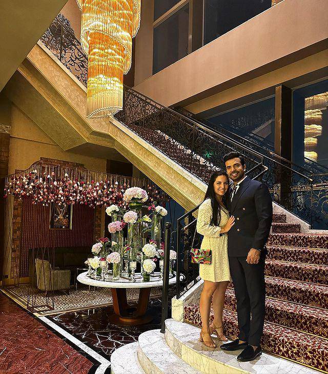 Manit Joura dan istri (instagram.com/manitjoura)