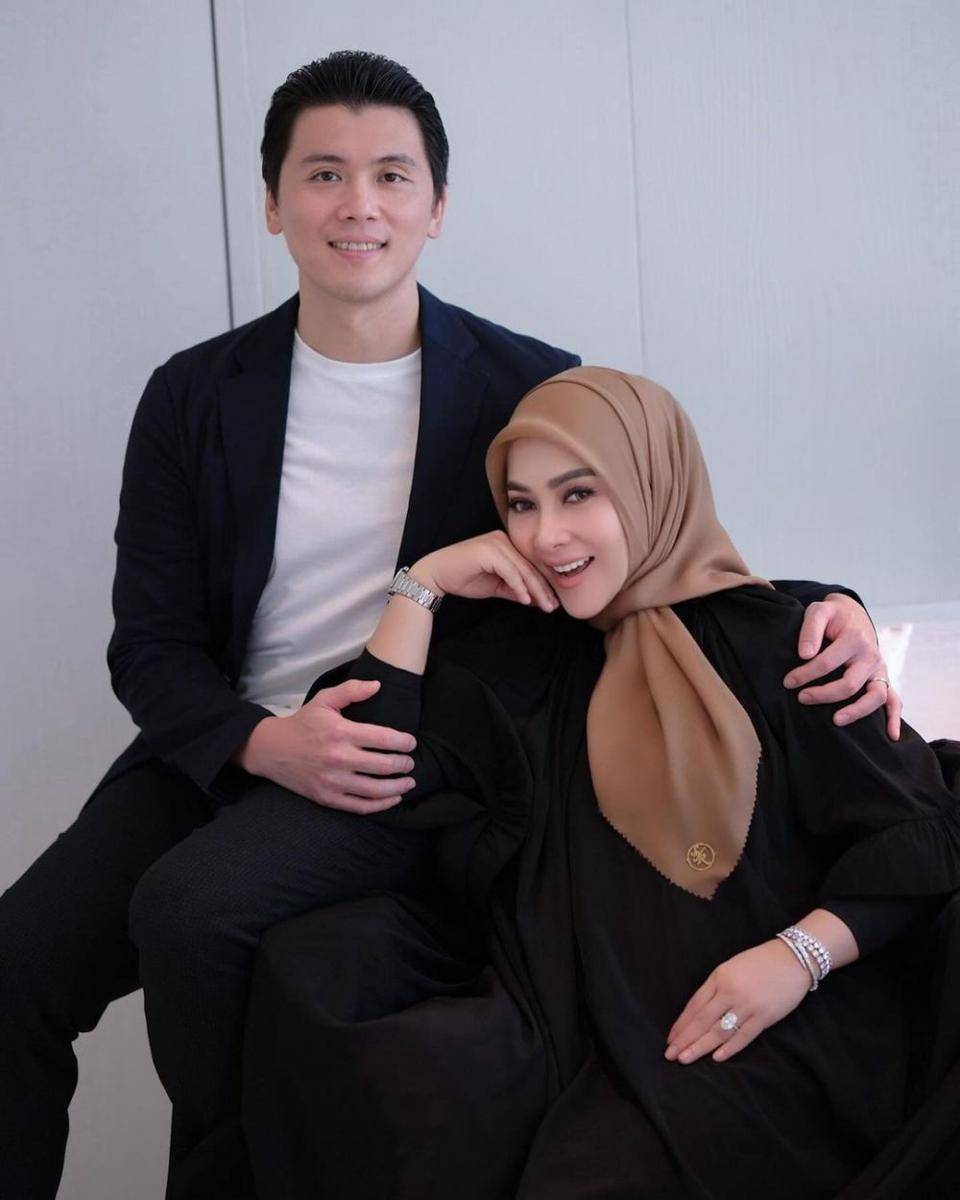 Anniversary Syahrini (Instagram.com/princessyahrini)