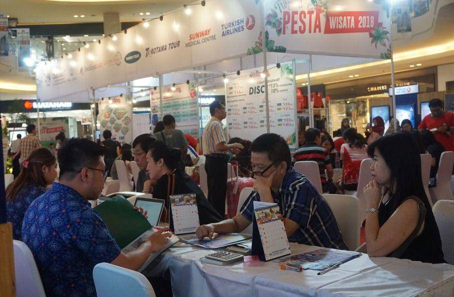 Ilustrasi pameran perjalanan Pesta Wisata Nusantaratour. (dok. Nusantaratour)