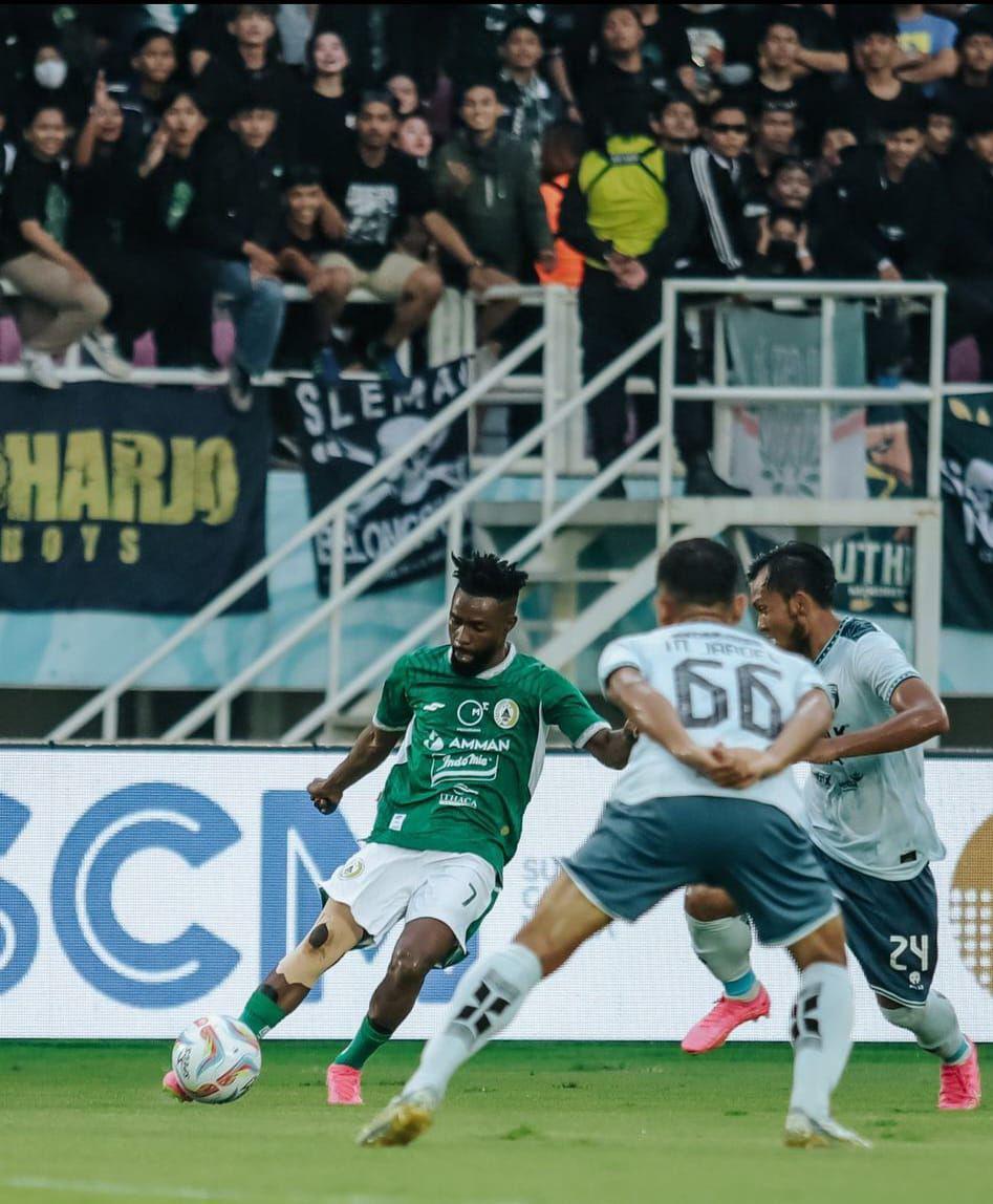 PSS Sleman Diselamatkan Gol Bunuh Diri Pemain Persita Tangerang