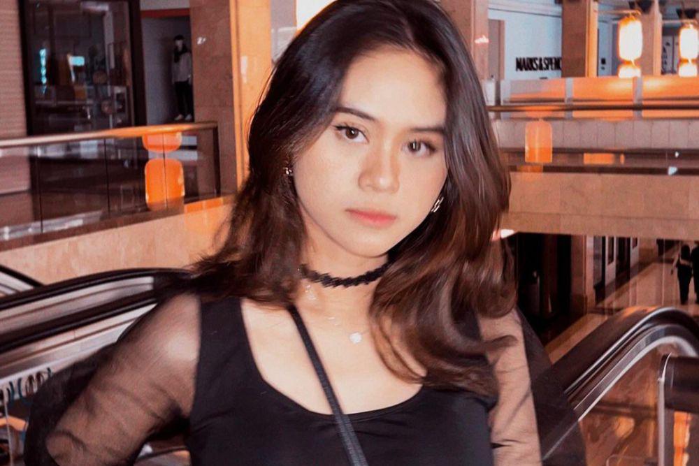 7 Potret Terbaru Dwinda Ratna usai Bercerai dengan Furry Setya