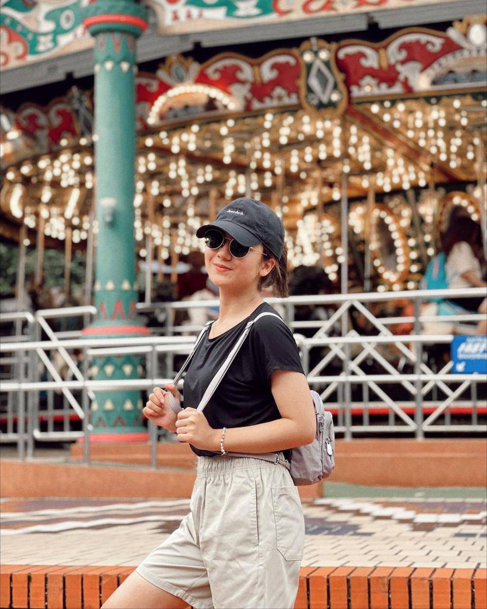 Ersya Aurelia (instagram.com/ersyaurel)