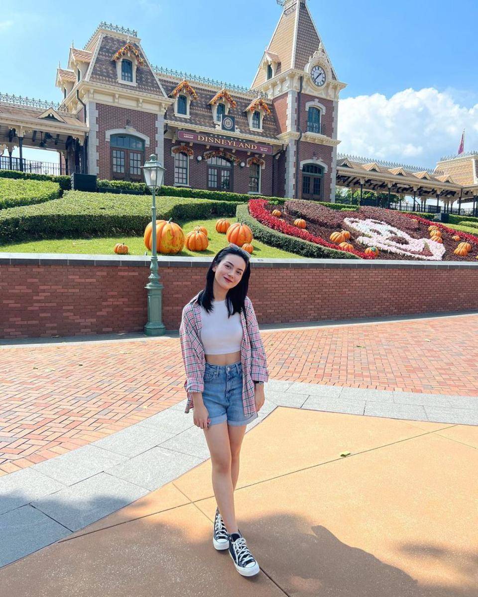 Ersya Aurelia (instagram.com/ersyaurel)