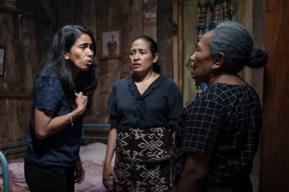 Women from Rote Island (dok. Bintang Cahaya Sinema/Women from Rote Island)