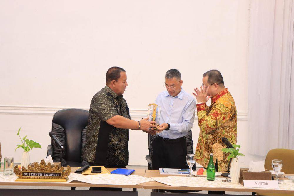 Gubernur Lampung, Arinal Djunaidi sambuk baik kedatangan investor terbesar kedua dunia (Dok.Diskominfo Pemprov Lampung)