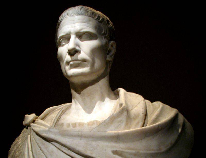 gambar patung Julius Caesar (commons.m.wikimefia.org/Andrew Bossi)