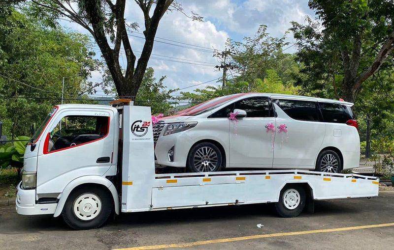 Max Towing (google.com/maps/TOWING MOBIL DEREK | MAX TOWING)