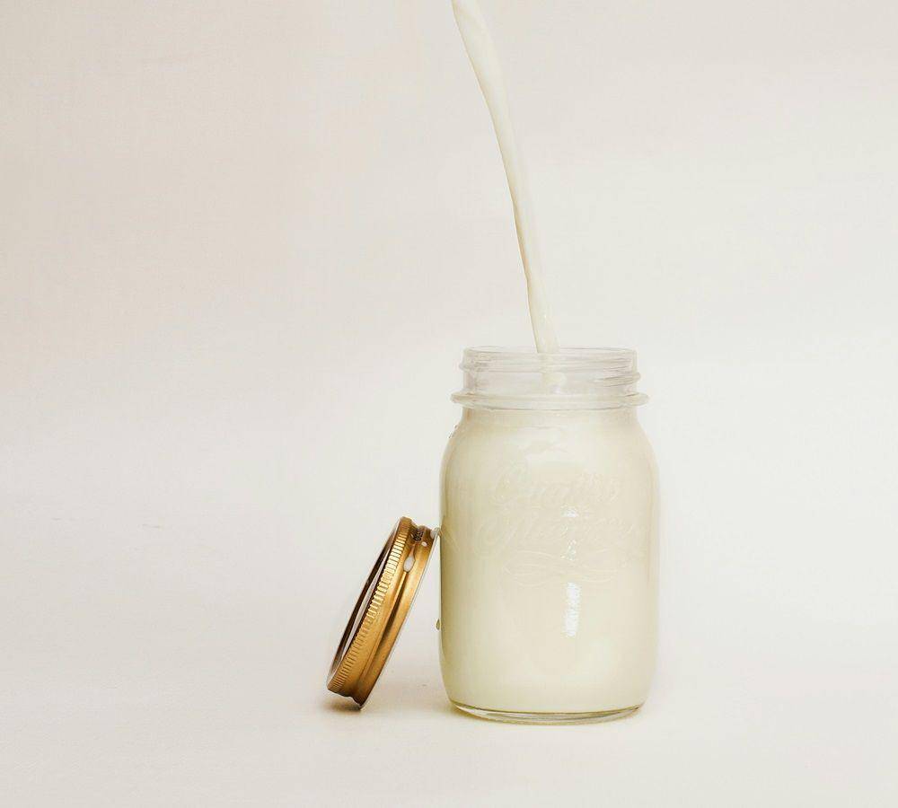 Ilustrasi susu full cream (unsplash.com/@perfectcoding)