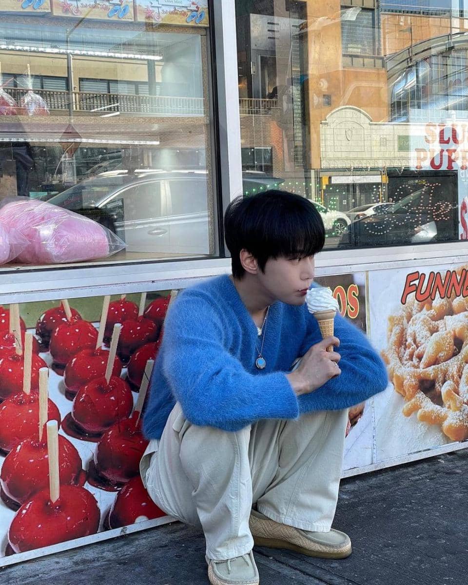 potret Doyoung NCT (instagram.com/do0_nct)