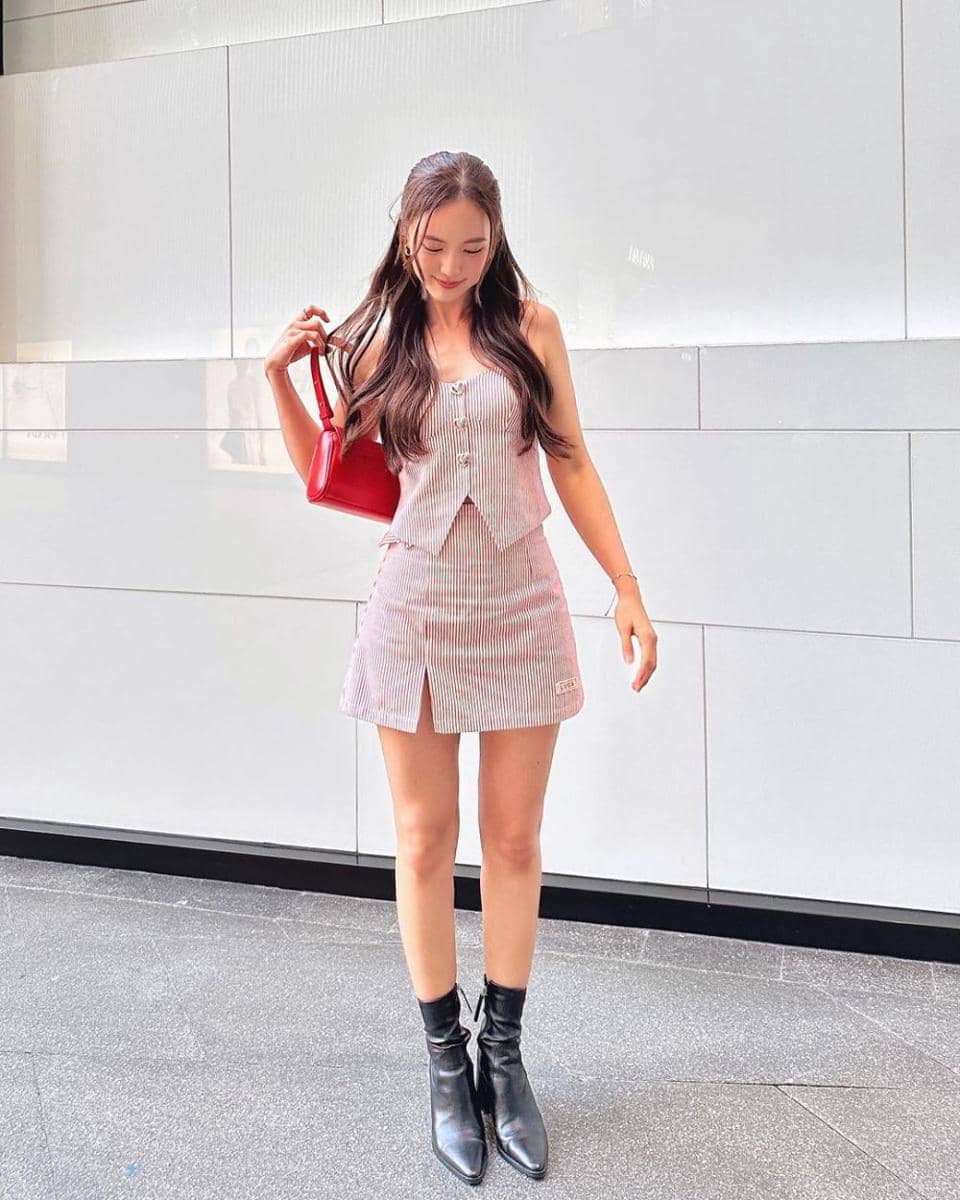 Bua Nalinthip (instagram.com/buanalinthip)