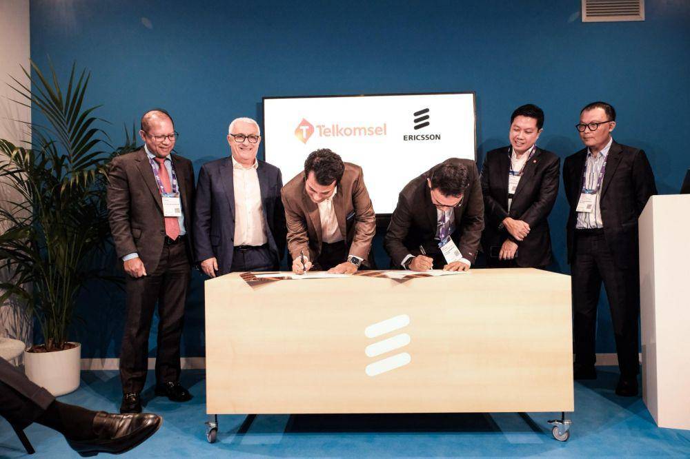 Telkomsel menjalin kolaborasi strategis dengan Ericsson dalam mengaktifkan fitur canggih Radio Access Network (RAN) Energy Efficiency. (Dok. Telkomsel).