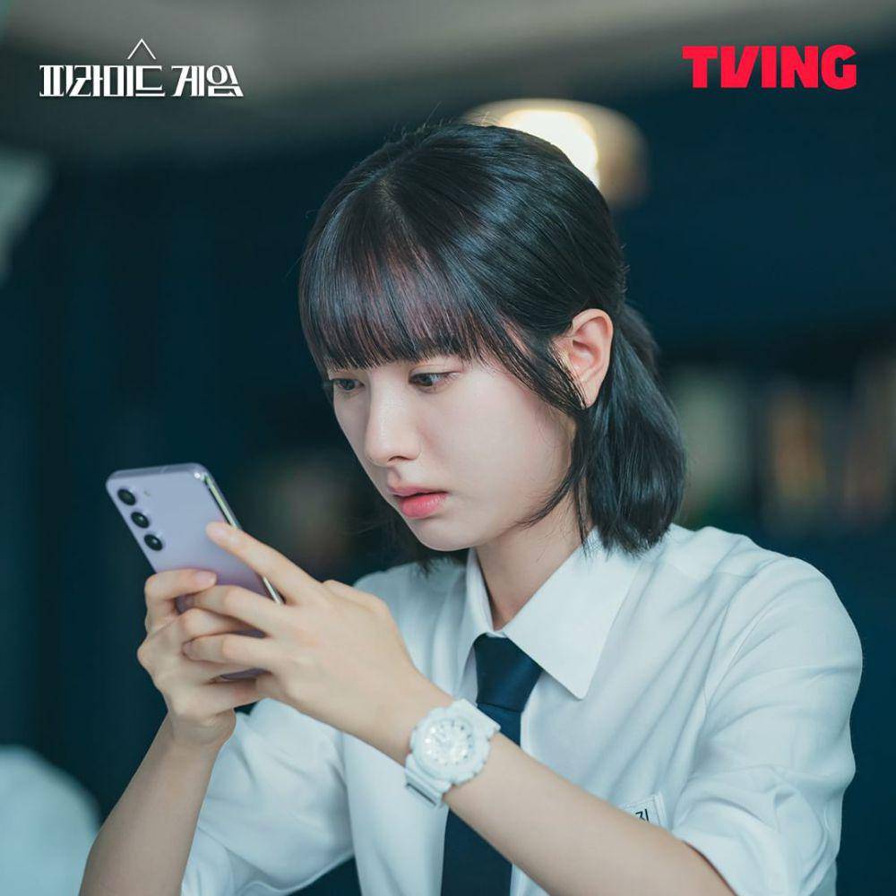 potret Bona WJSN dalam drama Korea Pyramid Game (instagram.com/tving.official)