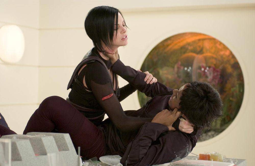 cuplikan film Æon Flux (dok. Paramount Pictures/Æon Flux)