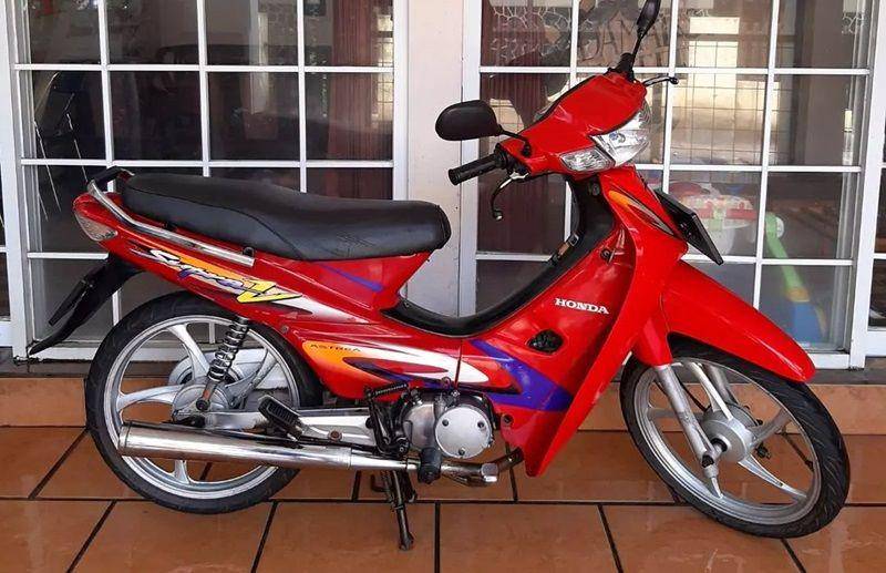 Honda Supra XX dan V