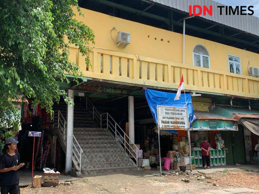 Ilustrasi pasar di Lampung. Pasar Kangkung. (IDN Times/Rohmah Mustaurida)