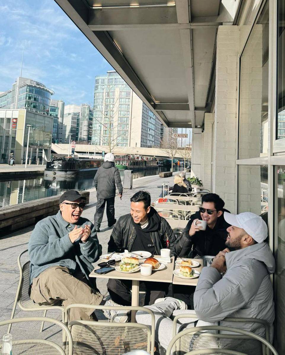 potret Refal Hady ke London (instagram.com/refalhady)