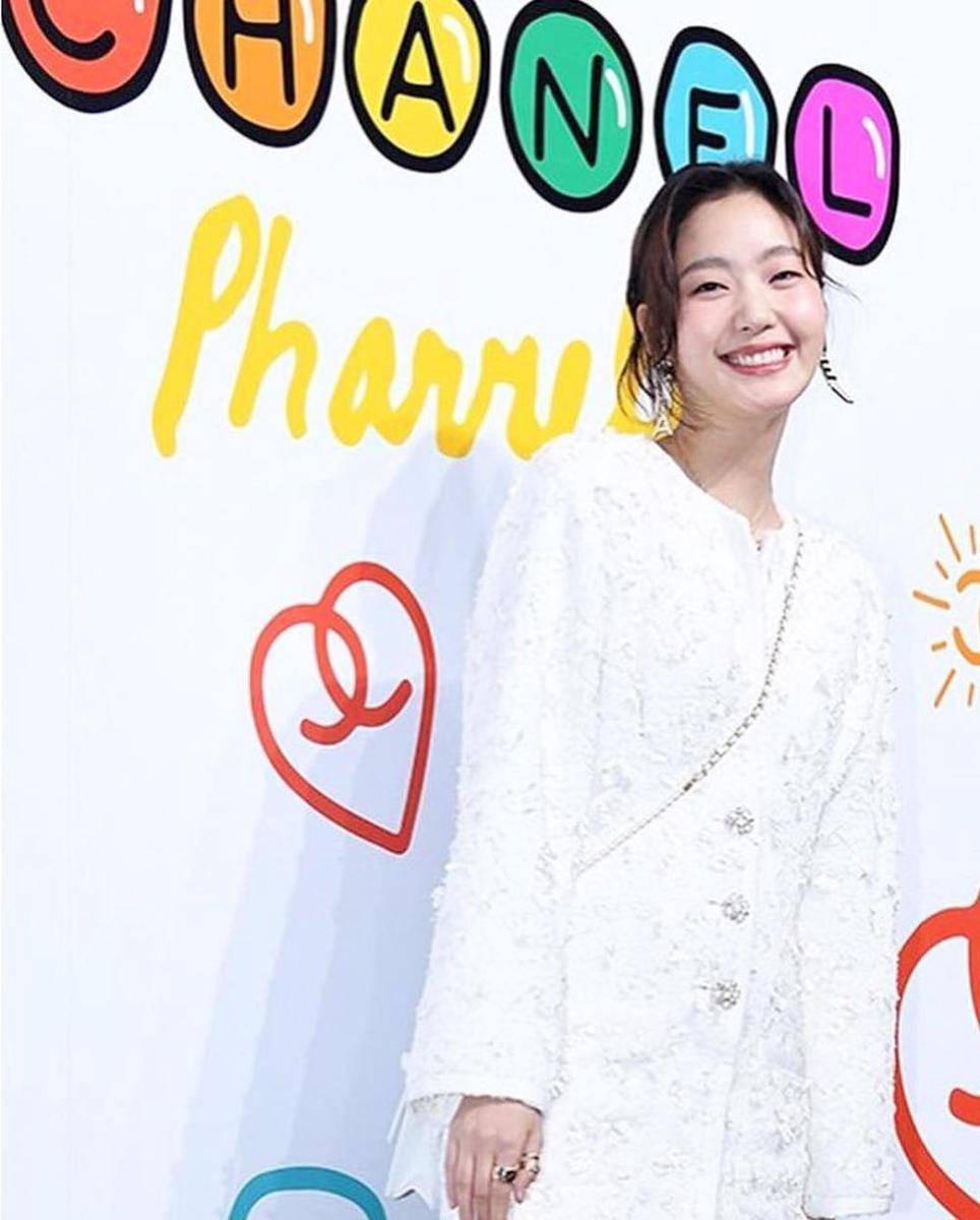 Gaya makeup Kim Go Eun. (instagram.com/ggonekim)
