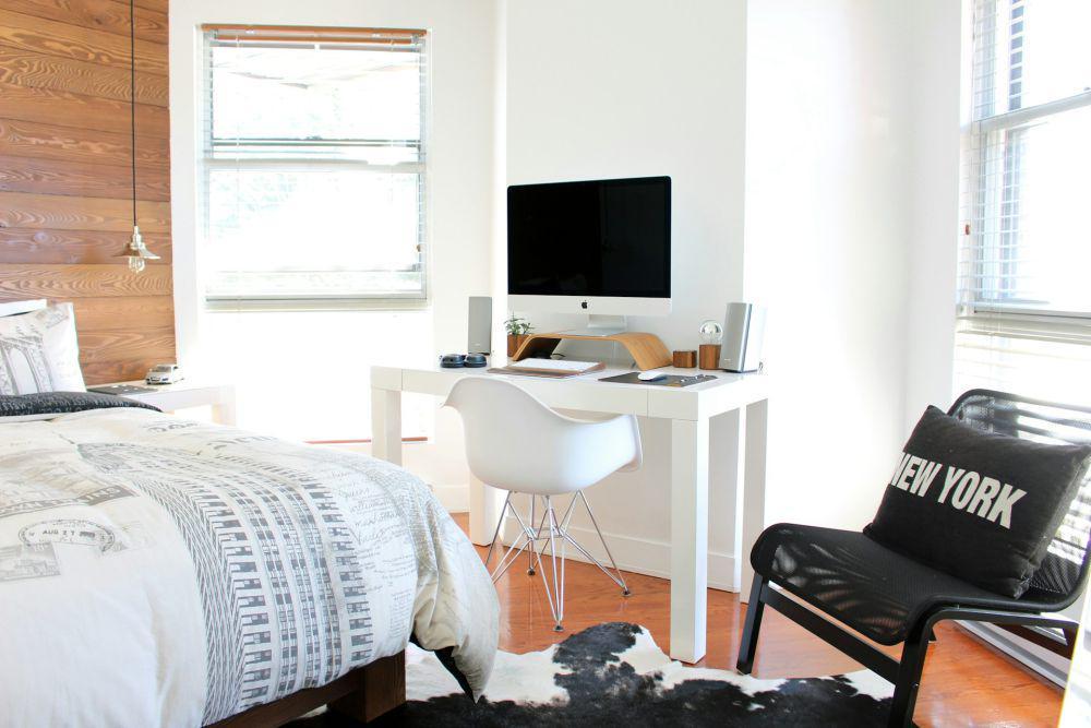 10 Inspirasi Meja yang Cocok untuk Kamar Kos, Minimalis Banget!