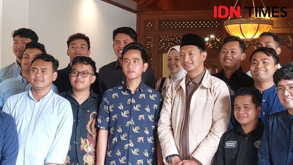 Komandan TKN Fanta Temui Gibran di Solo, Minta Tanda Tangan
