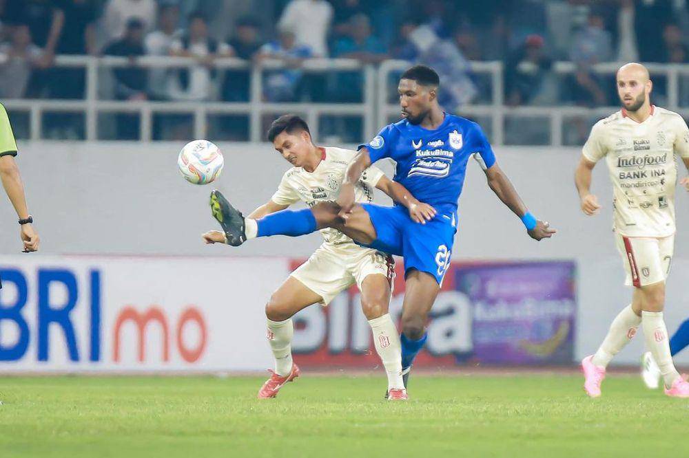 PSIS Semarang dalam laga menghadapi Bali United pada putaran pertama Liga 1 2023/2024. (instagram.com/psisfcofficial)