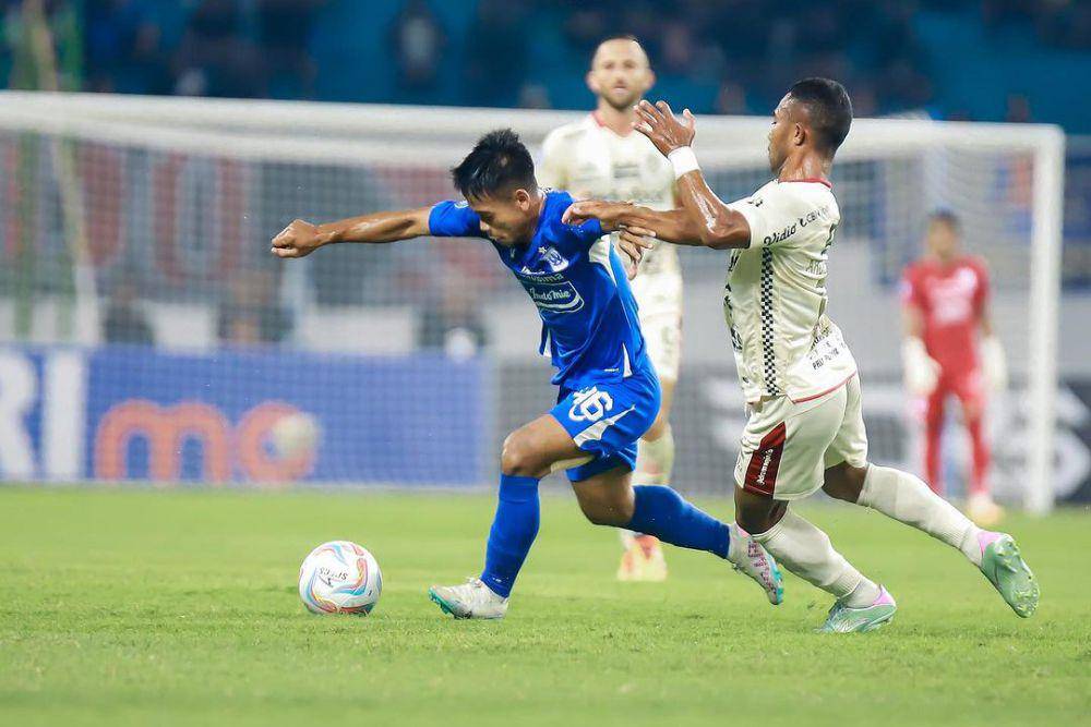 PSIS Semarang dalam laga menghadapi Bali United pada putaran pertama Liga 1 2023/2024. (instagram.com/psisfcofficial)