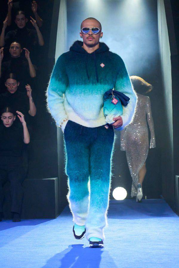 Casablanca F/W '24 di Paris Fashion Week 2024 (instagram.com/im_so_v.o.g.u.e)