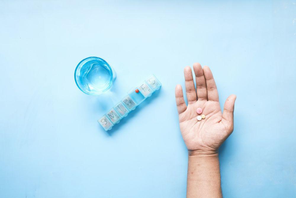 Simvastatin: Kegunaan, Peringatan, Interaksi, Efek Samping