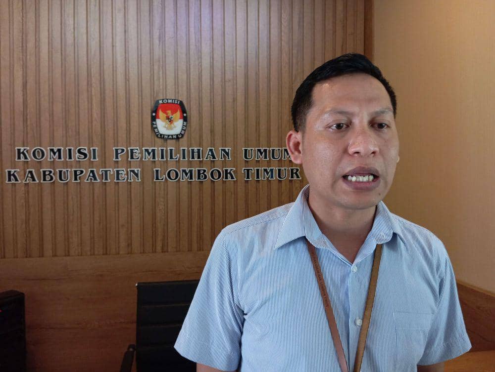 Ketua KPU Lotim, Ada Suci Makbullah (IDN Times/Ruhaili)