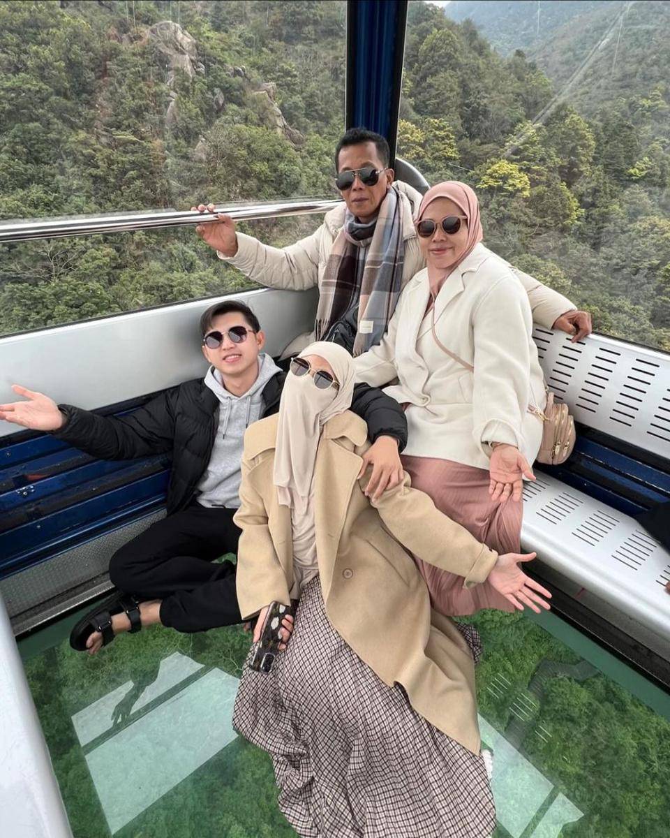 potret keluarga koh Dennis Lim (instagram.com/yundafaisyah)