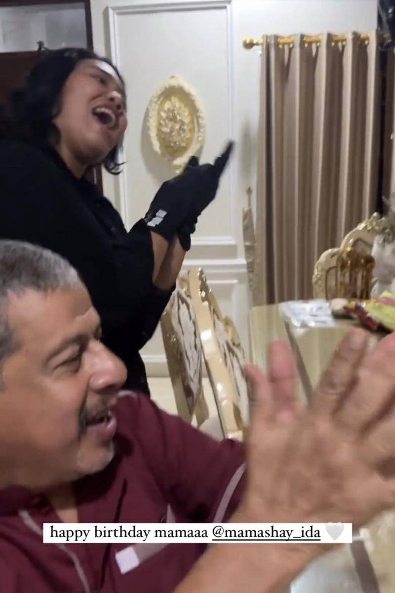 potret kejutan ulang tahun Ibu Fadil Jaidi (Instagram.com/dillaljaidi)
