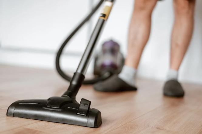 6 Trik Vacuum Cleaner yang Jarang Diketahui namun Sangat Berguna