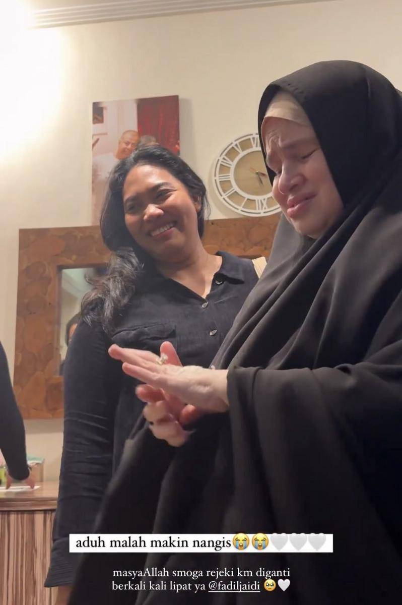 potret kejutan ulang tahun Ibu Fadil Jaidi (Instagram.com/dillaljaidi)