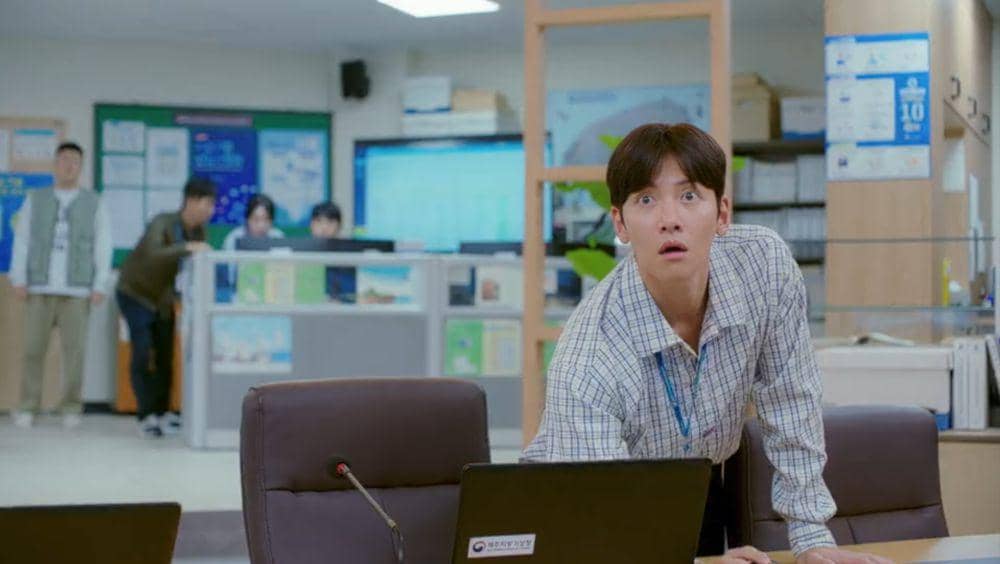 cuplikan film Welcome to Samdalri (dok.Netflix/Welcome to Samdalri )