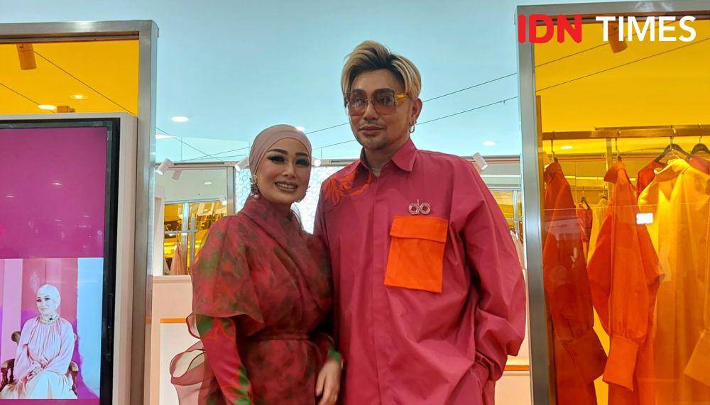 Peluncuran koleksi Madre oleh Caren Delano for Donna Prive ada Kamis (28/02/2024) di Mall Senayan City, Jakarta Selatan. (IDN Times/Jeremia Ananta)