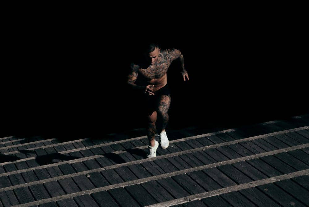 ilustrasi olahraga malam (unsplash.com/Steven Erixon)