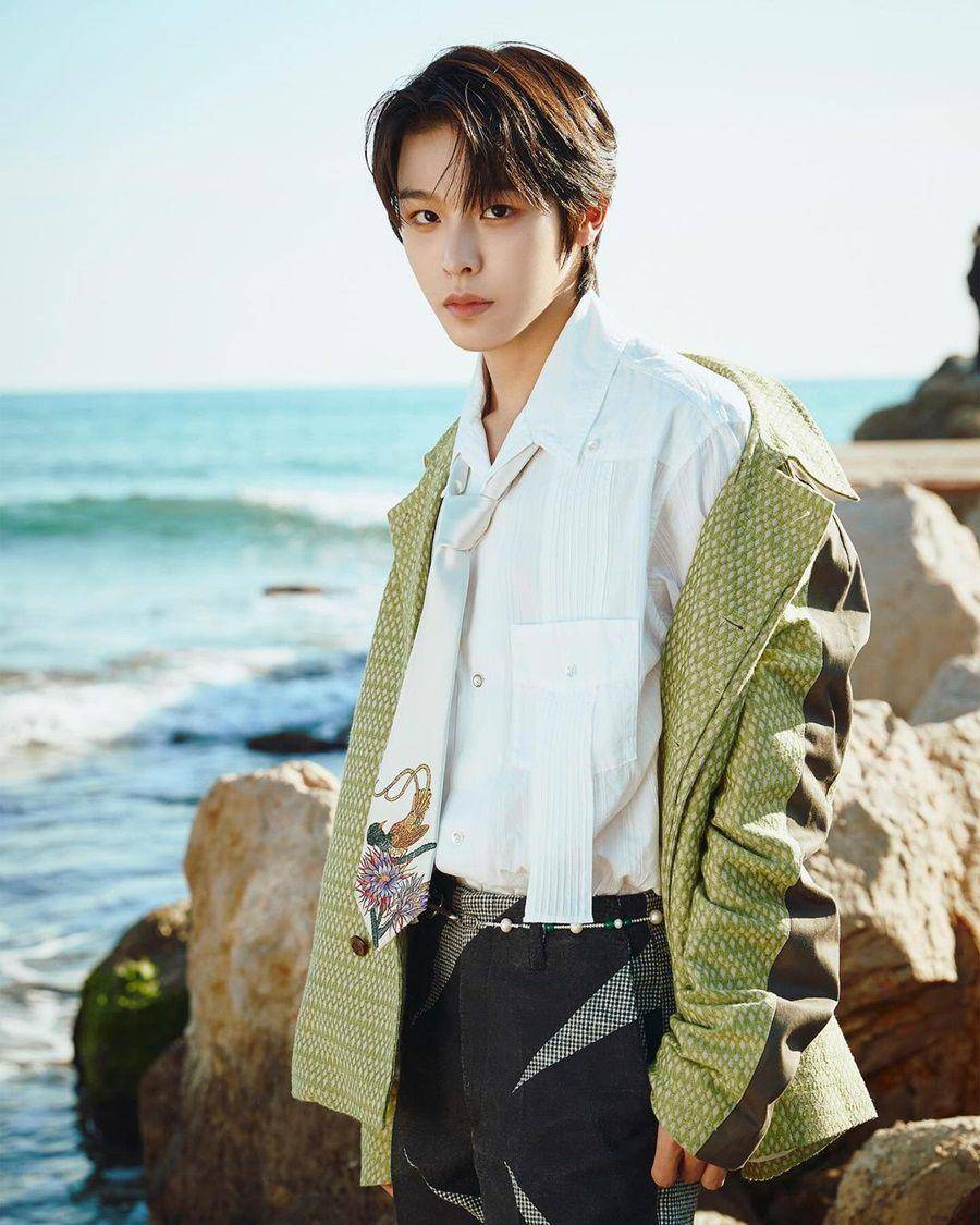 Riku NCT (instagram.com/nctwish_official)