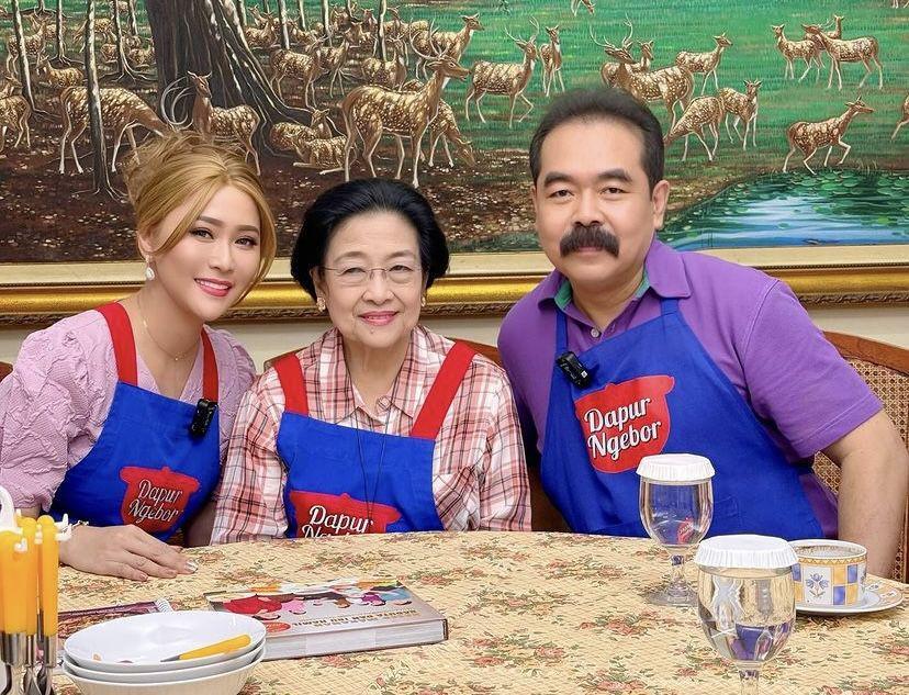 Potret Akrab Inul Daratista dan Megawati di Balik Program Dapur Ngebor