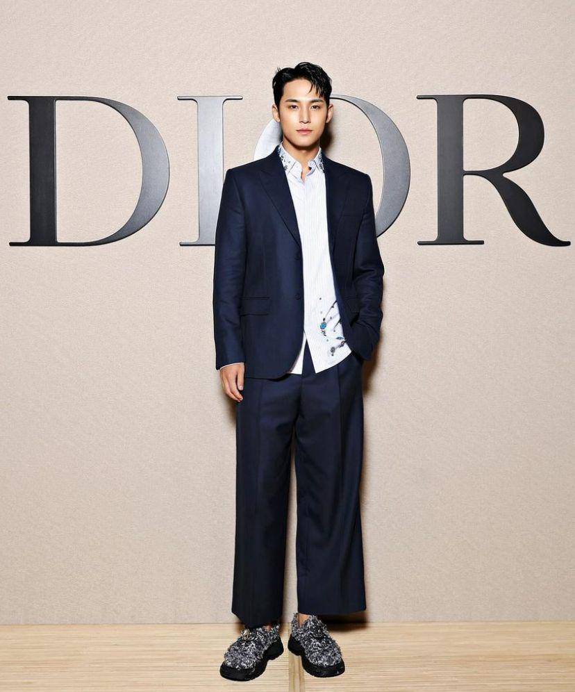 potret Mingyu di Dior Paris Fashion Week 2024 (instagram.com/min9yu_k)