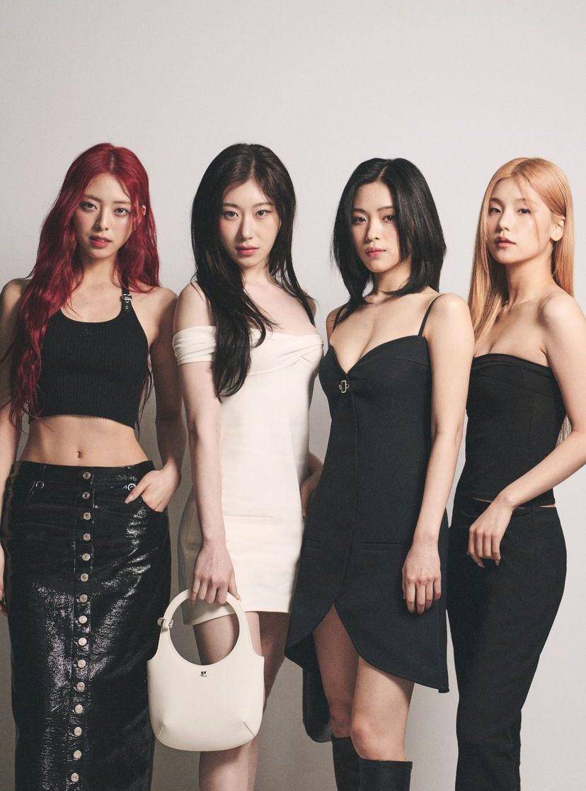 potret member ITZY di Courreges Paris Fashion Week 2024 (instagram.com/courreges)