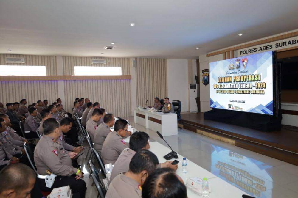 Jaga Ramadan, Polisi Surabaya Gelar Operasi Keselamatan Semeru 2024