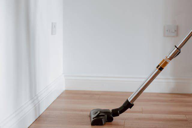 ilustrasi vacuum cleaner (pexels.com/Anete Lusina)
