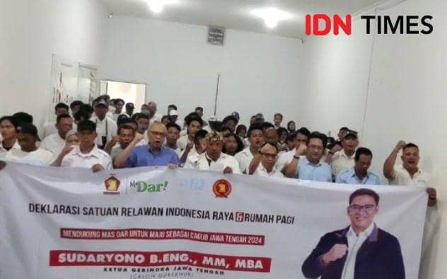 Dukungan all out dari generasi muda di Banyumas, Minggu (3/3/2024).(IDN Times/Cokie Sutrisno)