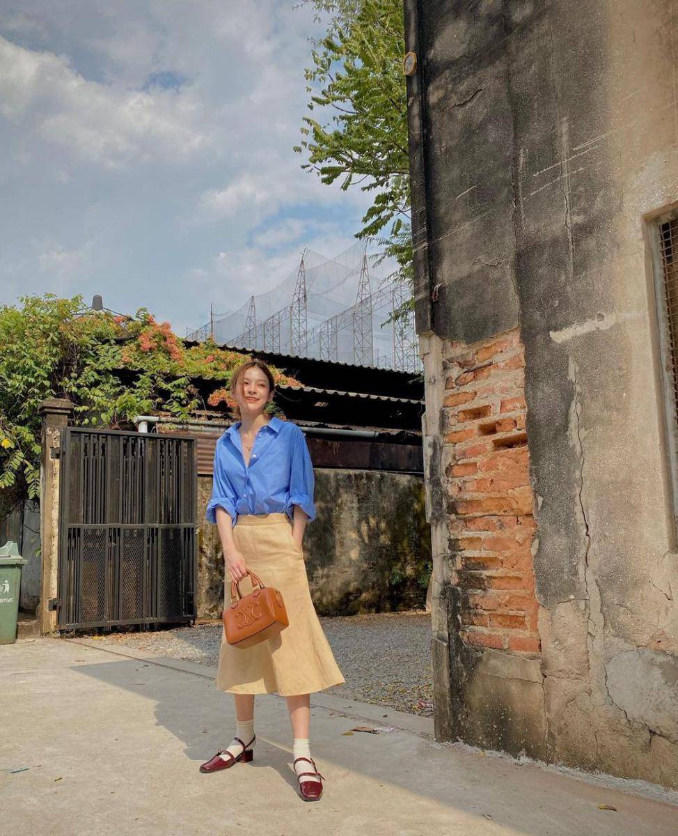 ide styling sepatu merah ala Prim Chanikarn (instagram.com/primiily)